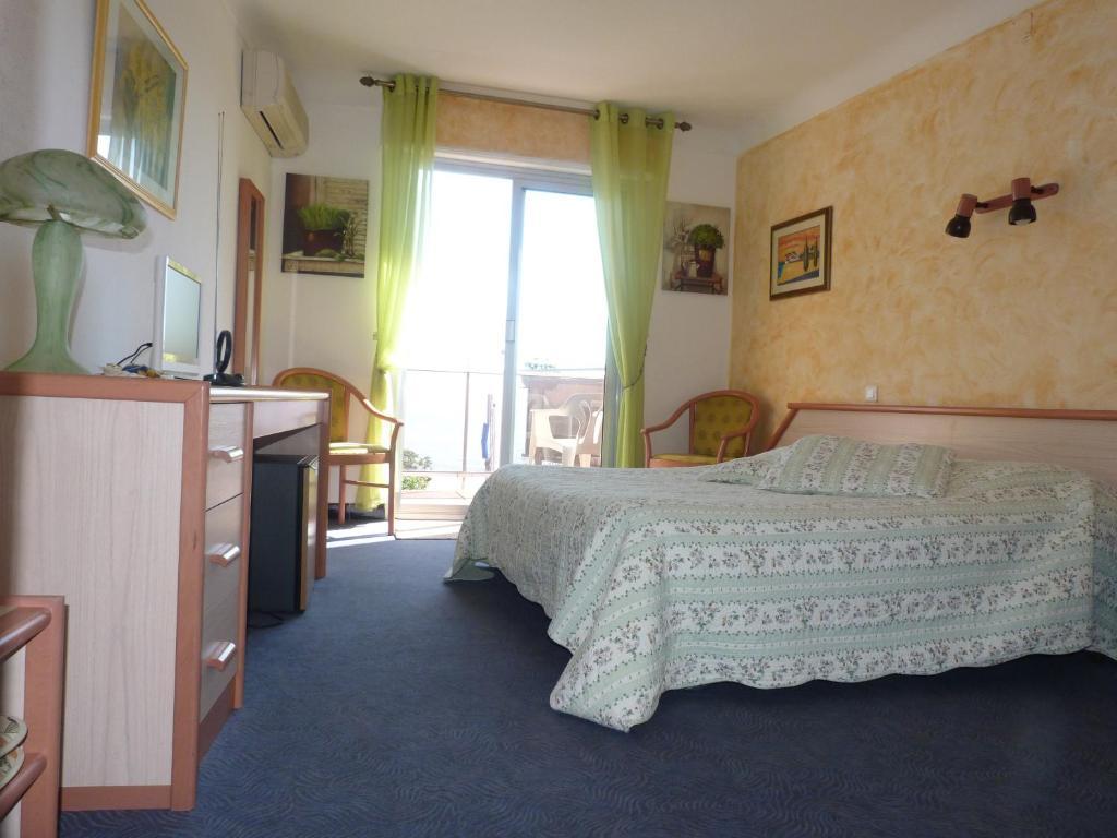 Hotel La Caravelle Fréjus Zimmer foto